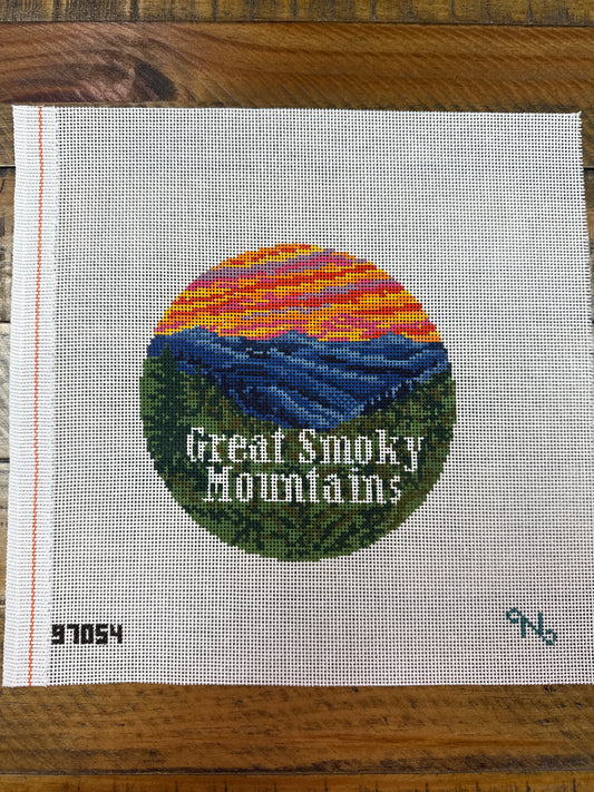 Great Smoky Mountains Round (NeedlePaint)