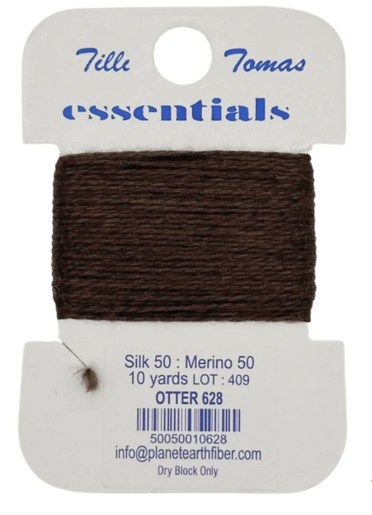 Essentials Card 628 Otter