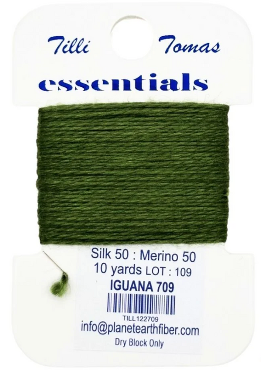 Essentials Card 709 Iguana