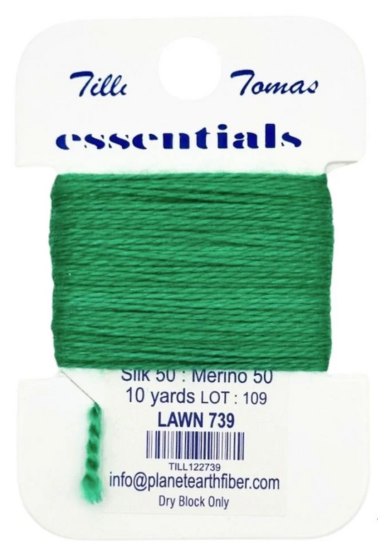 Essentials Card 739 Lawn