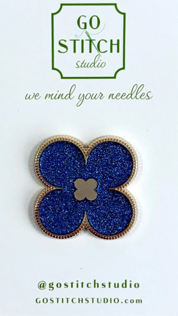 Lapis Clover Needleminder
