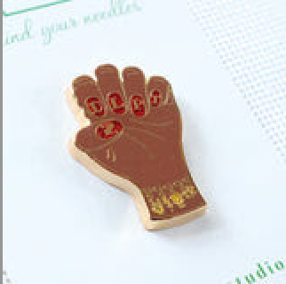 Brown Nails Needle Minder