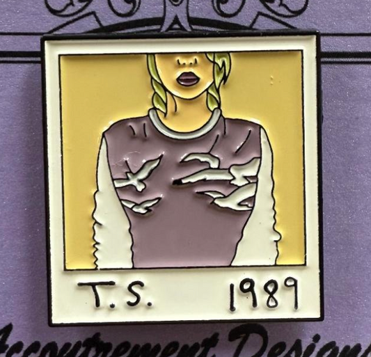 T.S 1989 Needle Minder