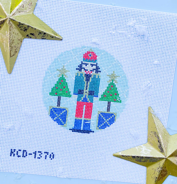 Topiary Nutcracker Round