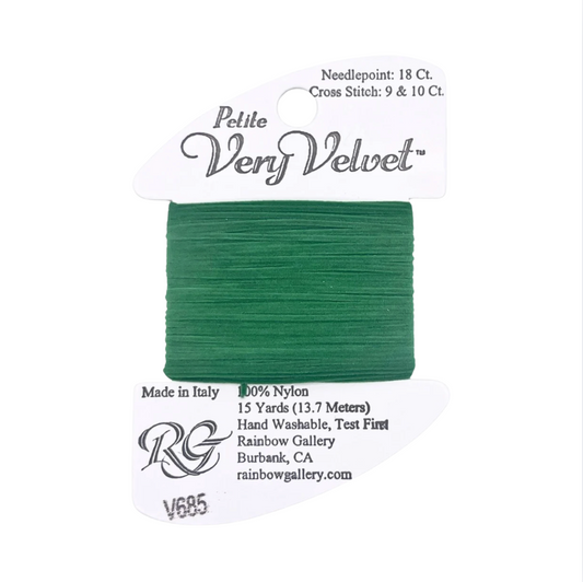 V685 Turf Green
