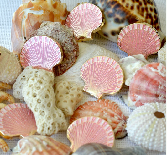 Pink Glitter Scallop Shell Needle Minder