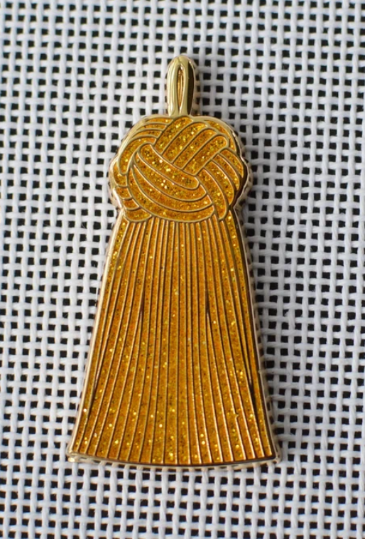 Gold Glitter French Knot Tassel Needleminder