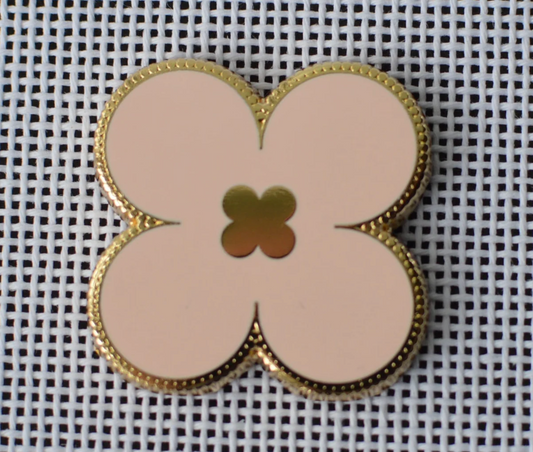 Pink Clover Needleminder
